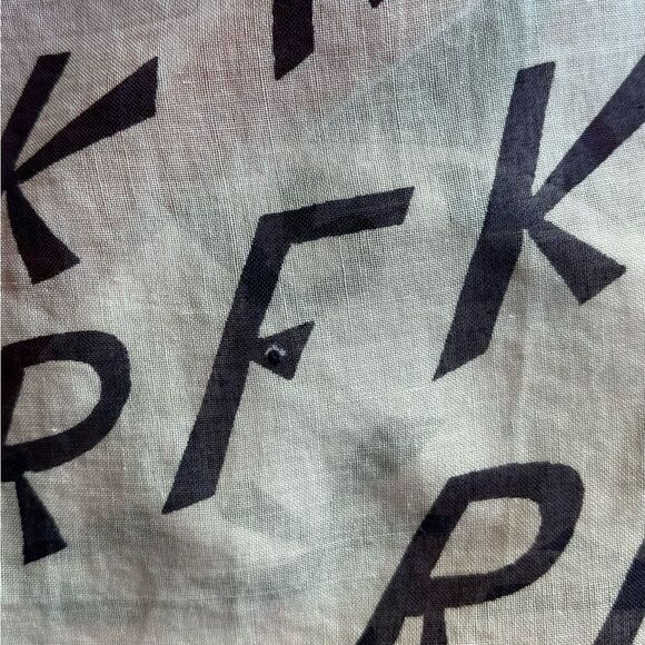 RARE Oscar de la Renta Large 60s Shawl Scarf Wrap - Picture 7 of 8